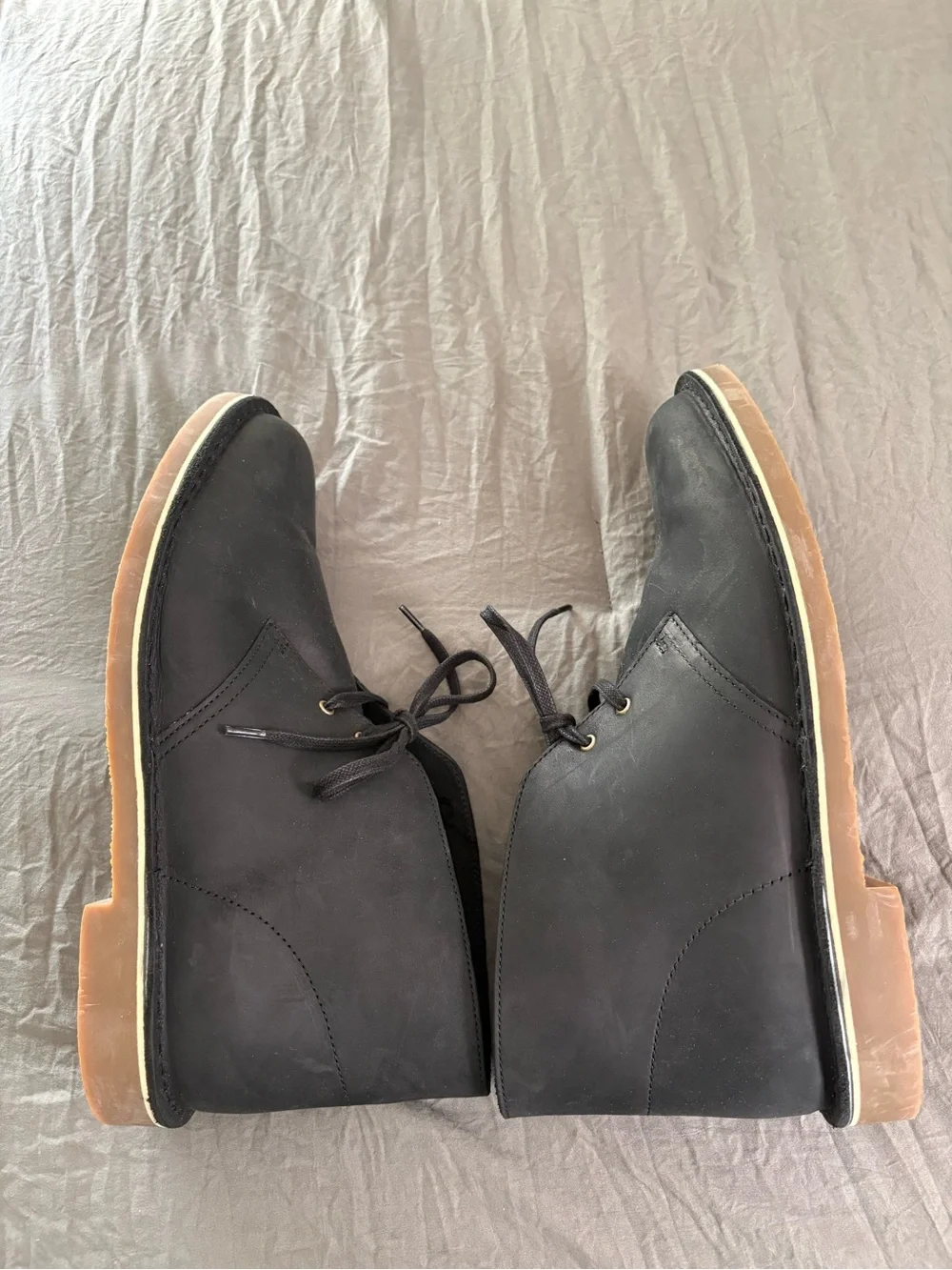 Clarks Shelton Chukka Boots Black. Size 11.